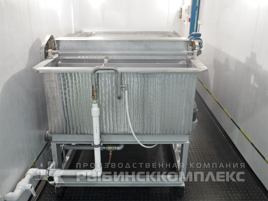 Оборудование для очистки сточных вод промышленных предприятий в блок-контейнере с применением сэндвич-панелей