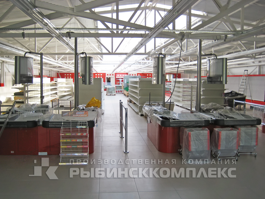 Ярославская область г. Рыбинск, торговое оборудование внутри помещения