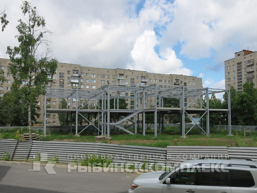 Ярославская область г. Рыбинск, возведённый каркас здания