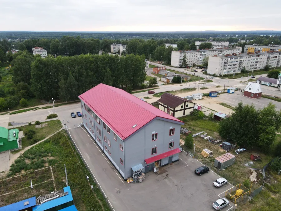 Торговый центр «Маяк», 1913 м² площадью 1913 м2