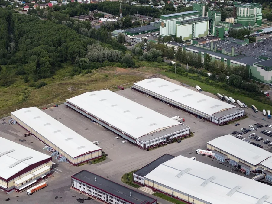 Склад с административной пристройкой, 10104 м² площадью 10104 м2