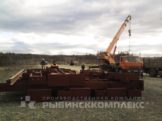 Амурская область г. Сковородино, разгрузка металлоконструкций