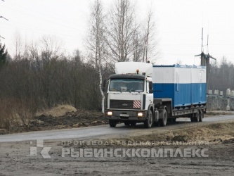 Транспортировка  мобильного дома для супервайзера на несъёмных полозьях