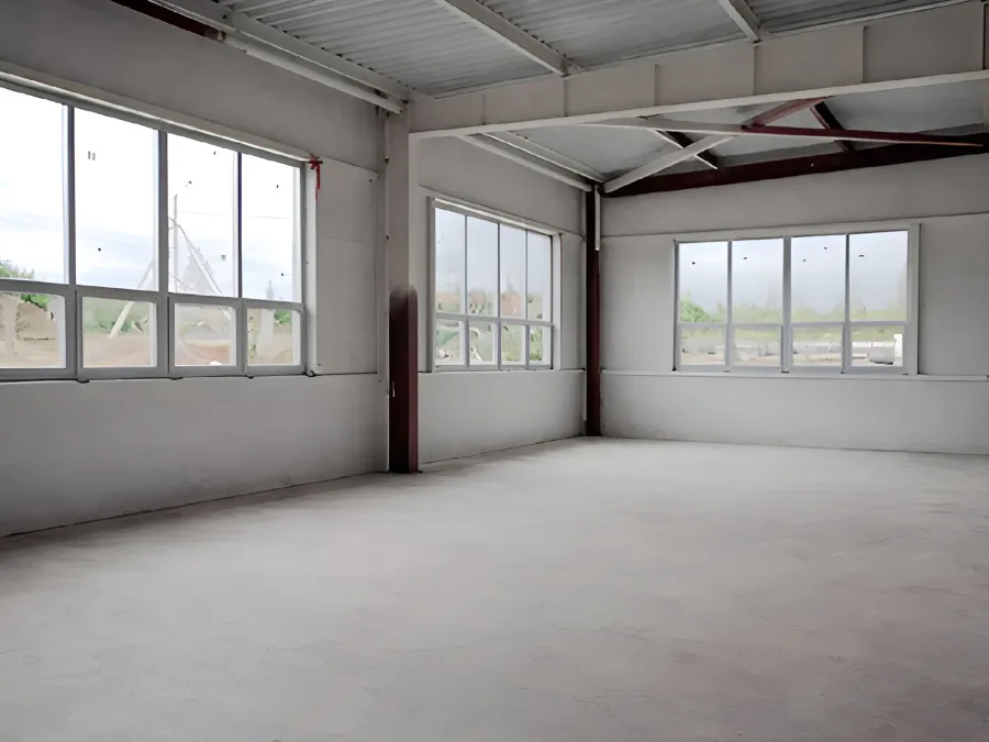 Производственное здание завода, 4452 м² площадью 4452 м2